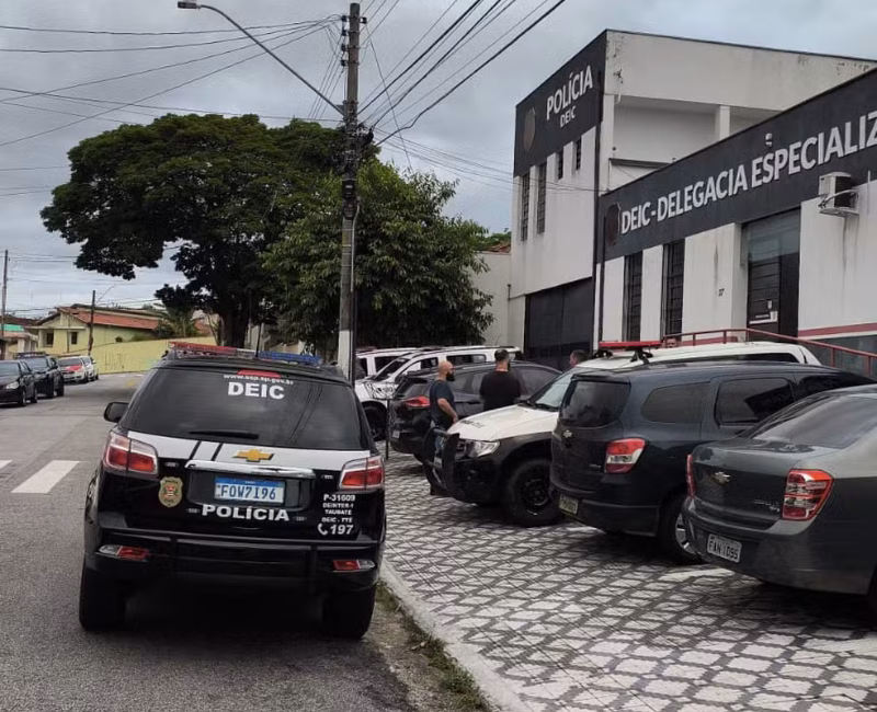 Nesta quinta-feira (4), agentes da Polícia Civil e da Polícia Militar de São Paulo deram início a uma