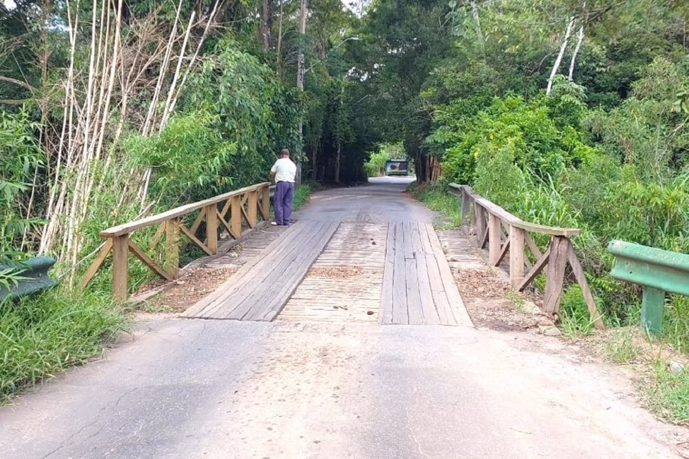 Obras interditam ponte da região sudeste de São José dos Campos nesta semana