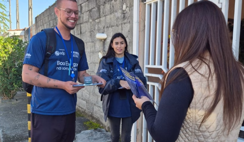 EDP troca lâmpadas por LED em bairros de Guaratinguetá