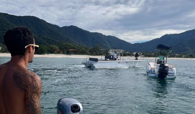 Marinha e bombeiros encontram embarcação desaparecida no Litoral Norte de SP