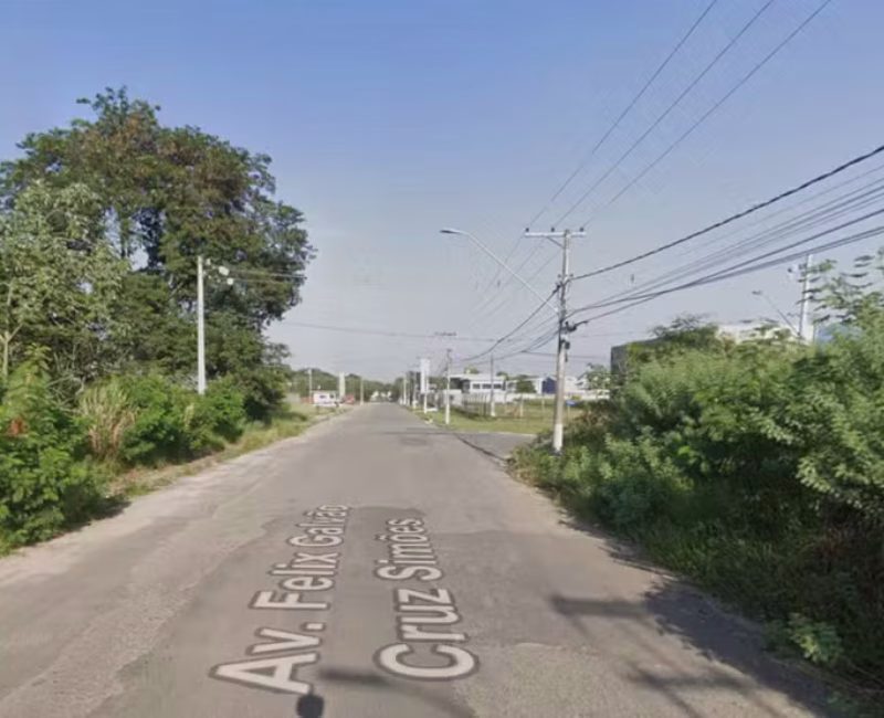 Na manhã desta sexta-feira (2), um trabalhador de 24 anos morreu após ser soterrado durante a demolição de um galpão abandonado em Pindamonhangaba.