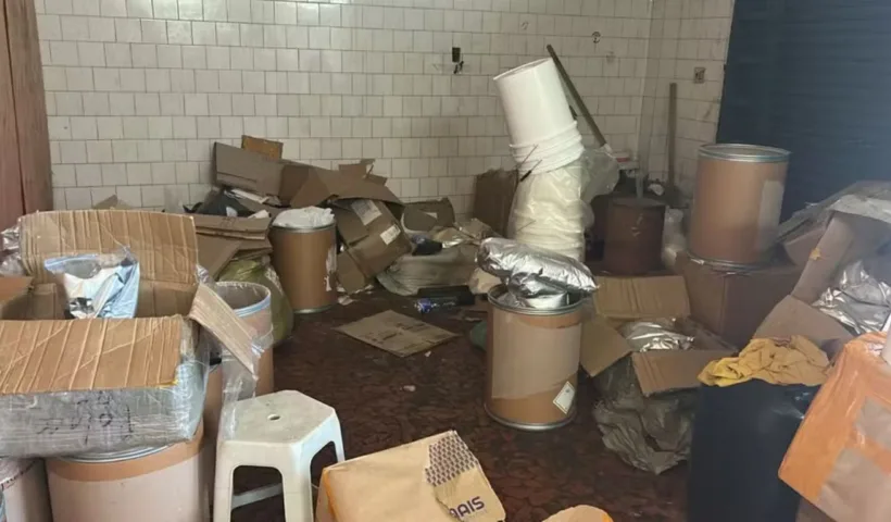 Polícia Federal de Cruzeiro prende dois em combate ao tráfico interestadual de drogas