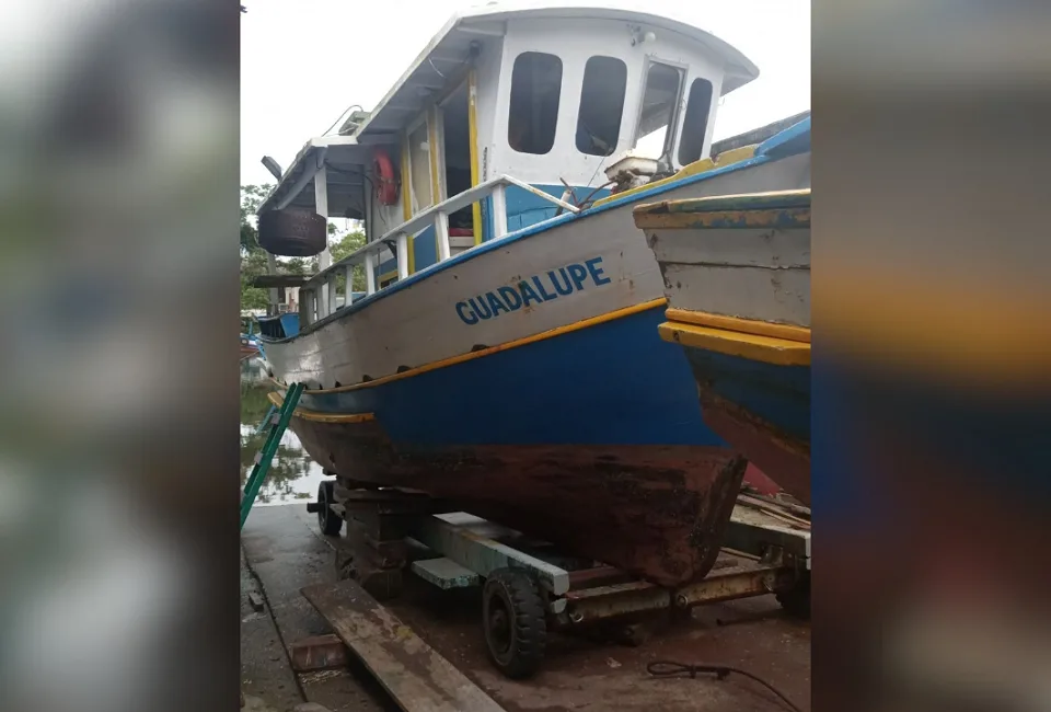 Naufrágio deixa dois mortos e três sobreviventes em Ubatuba
