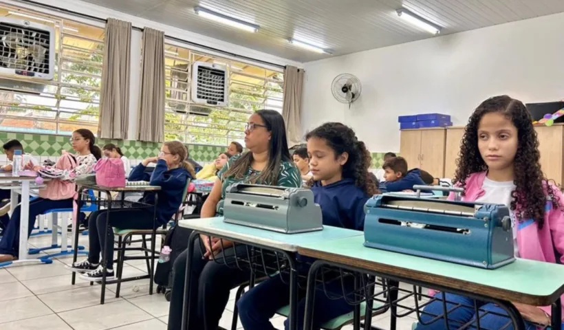Volta às aulas amplia inclusão para alunos com cegueira, em SJC