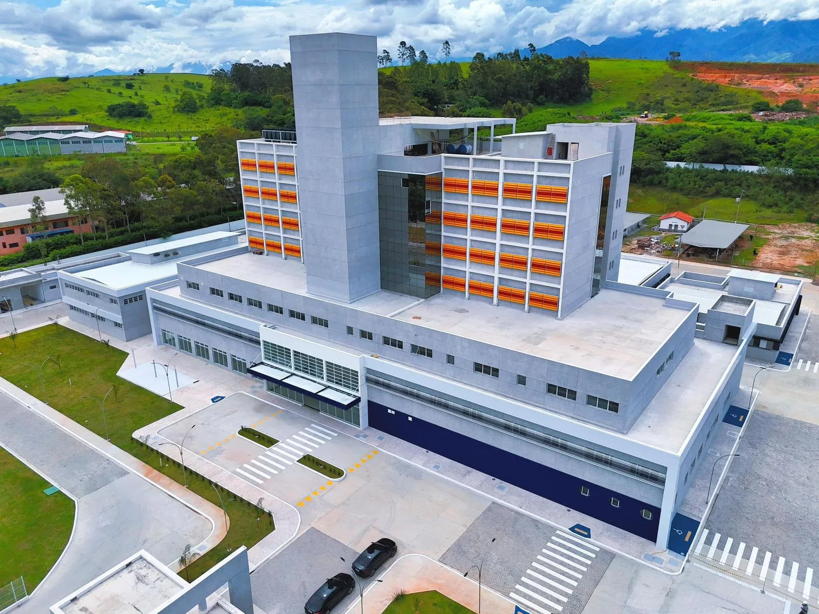 Cruzeiro inaugura Hospital Regional nesta quinta (5); unidade atenderá 17 municípios