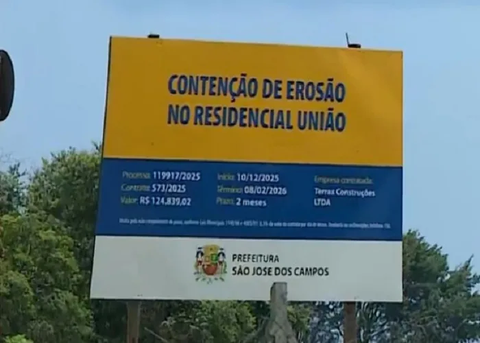 Cratera na Zona Sul avança e preocupa moradores em São José dos Campos