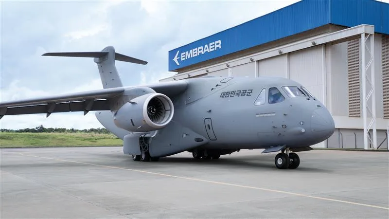 Embraer firma acordos e avança em programas estratégicos em diferentes mercados