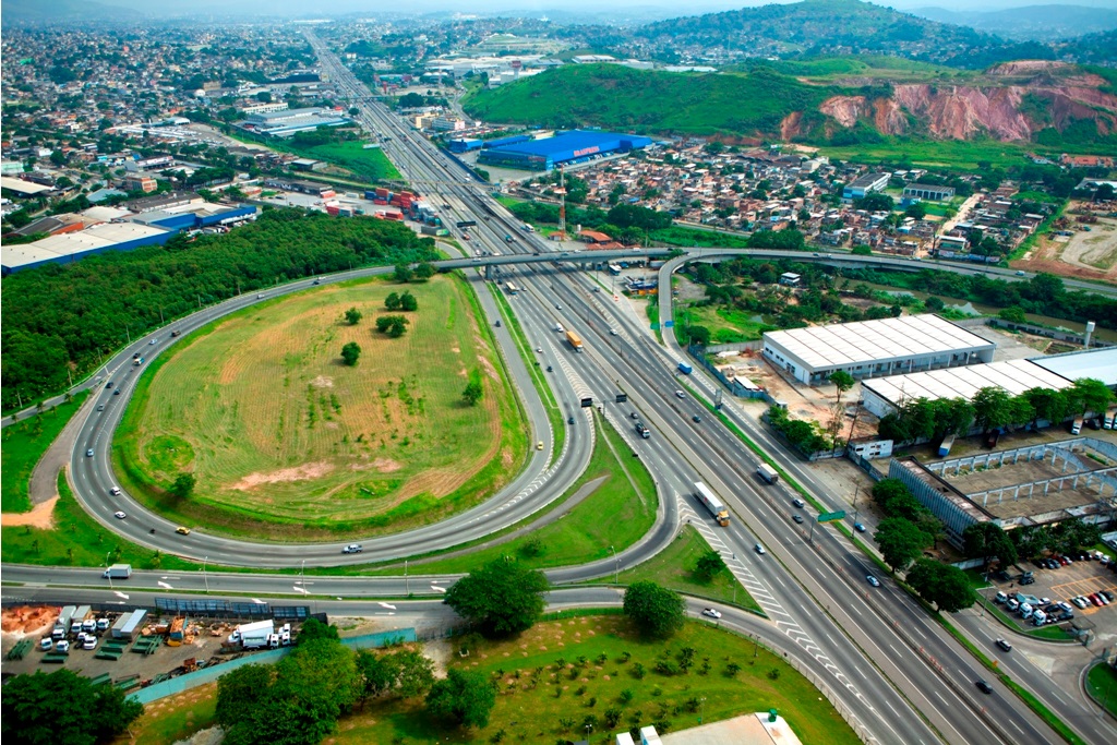 Feriado de Páscoa deve levar 1,6 milhão veículos às rodovias do Vale