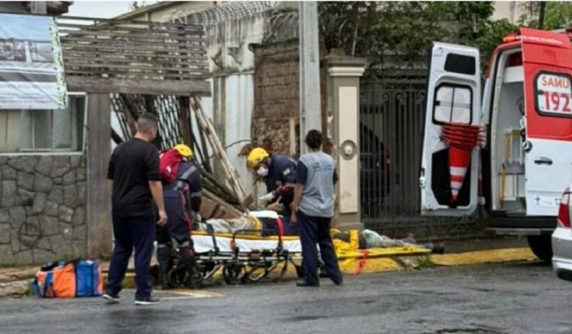 Queda de muro fere dois trabalhadores em obra em Guaratinguetá