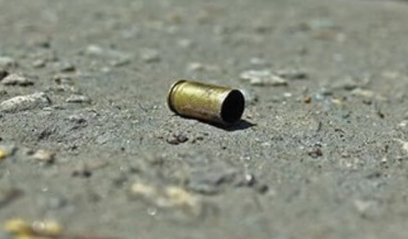 Carro é alvo de disparos em tentativa de homicídio em Taubaté
