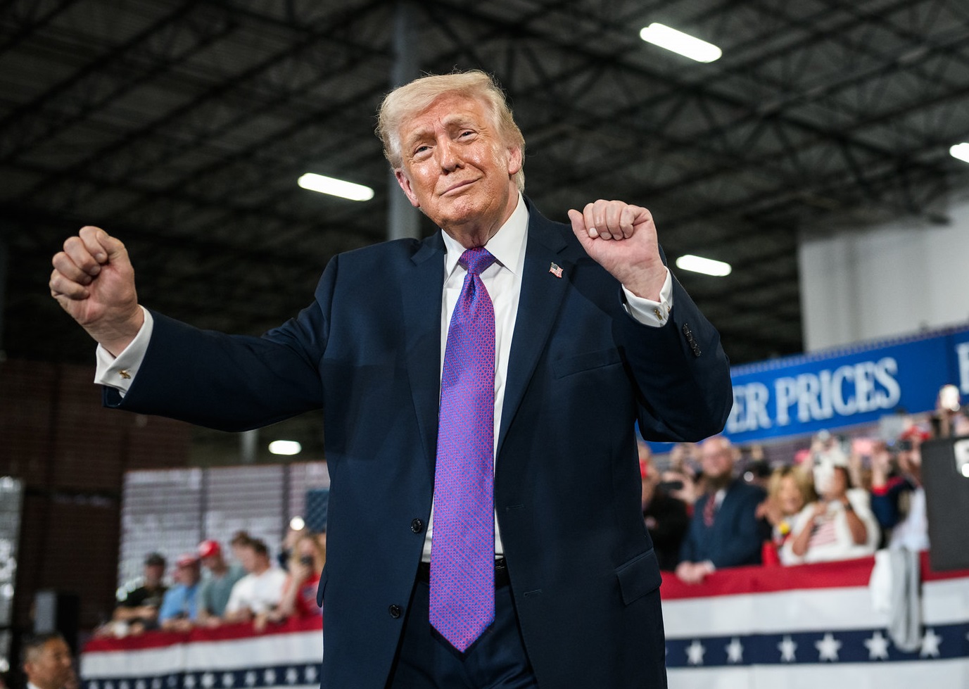 Trump ameaça Irã e diz que “civilização pode morrer hoje”