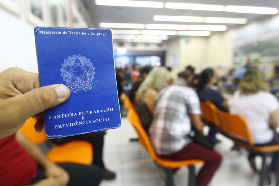 PAT de São José oferece mais de 450 vagas de emprego