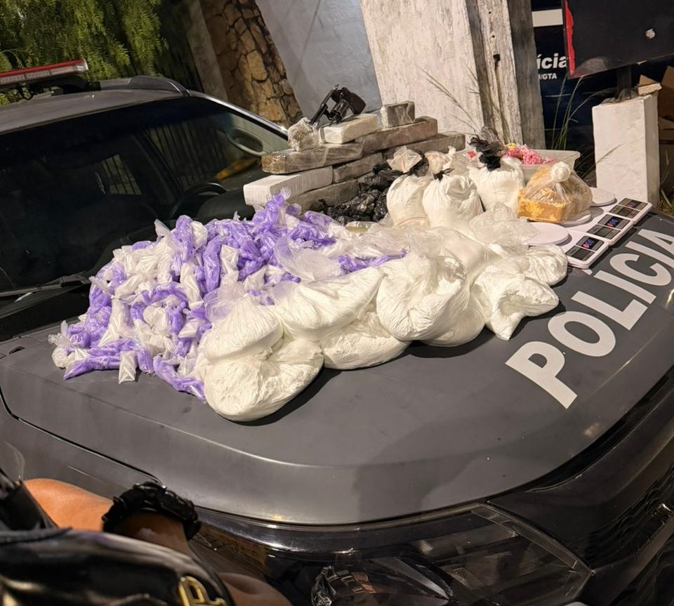 Mais de 19 kg de drogas são apreendidos pelo BAEP em Roseira