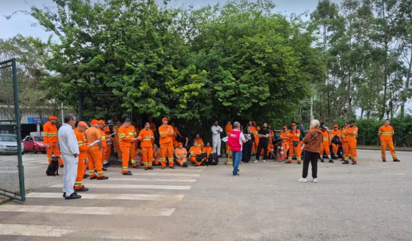 Greve na Urbam em São José dos Campos