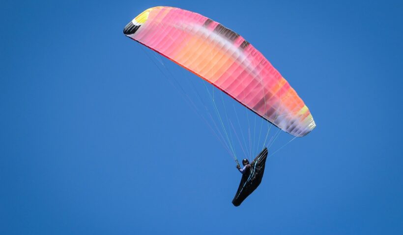 Queda de parapente mobiliza resgate em São Bento do Sapucaí