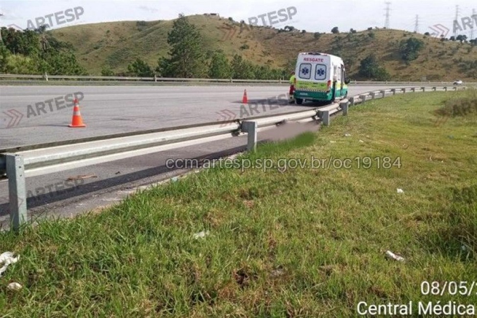 Corpo é encontrado às margens da Rodovia Carvalho Pinto