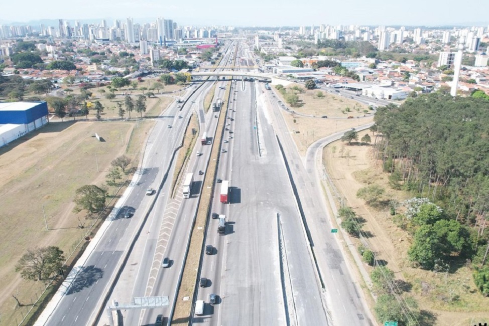Obras alteram trânsito noturno na Via Dutra nesta semana; veja a programação