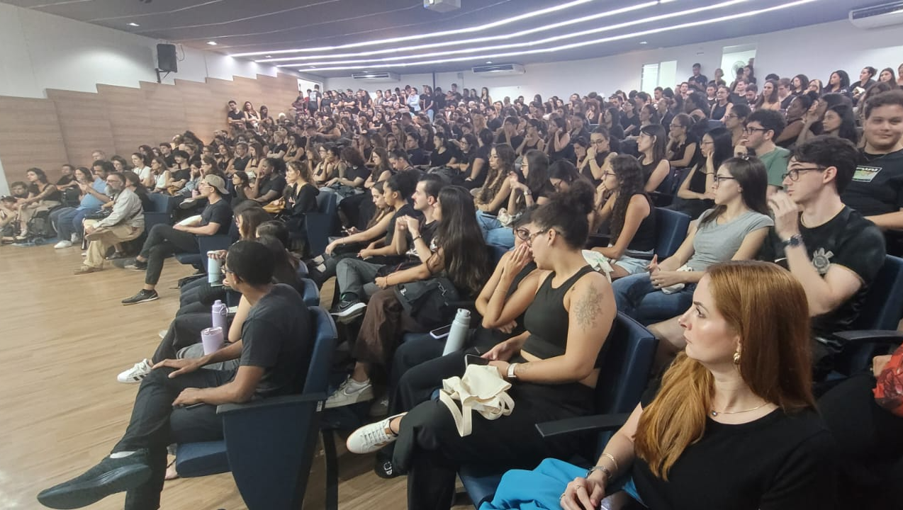 Estudantes da Unesp de São José dos Campos