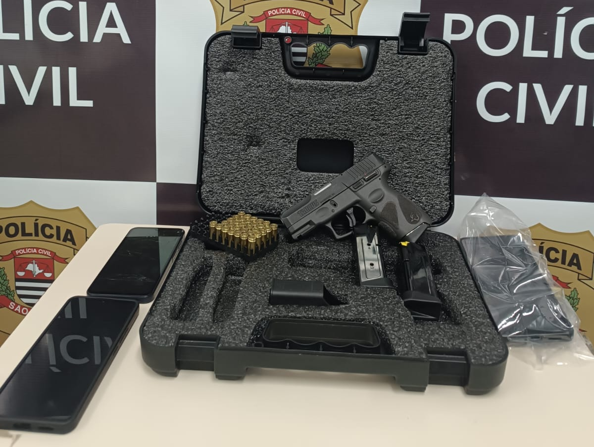 Armamento apreendido na operação no Galo Branco