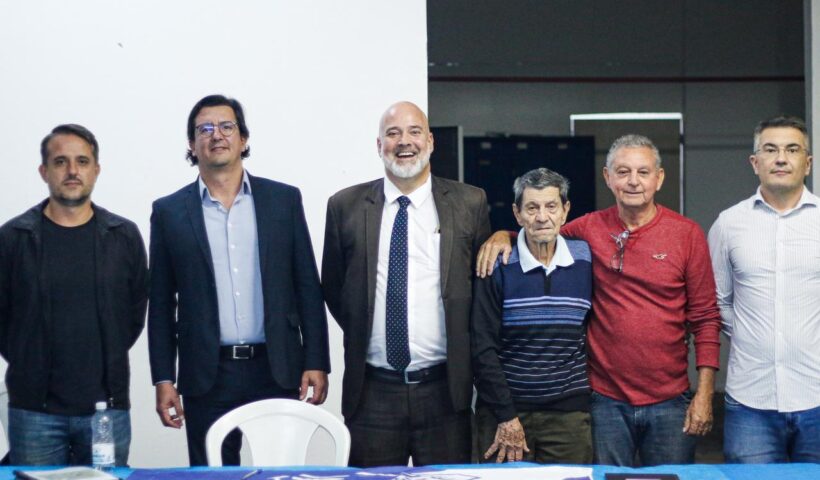 Mesa diretora do Conselho Deliberativo do EC Taubaté