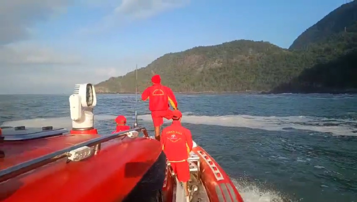 bombeiros em lanca em busca por jovem desapareciao em são sebastião