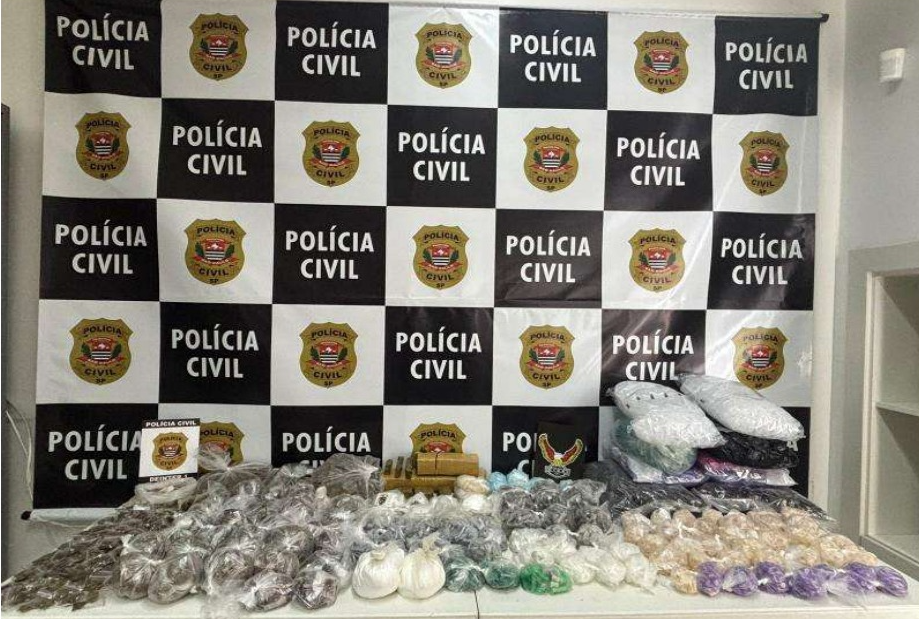 drogas apreendidas em operação da Polícia Civil em São José dos Campos