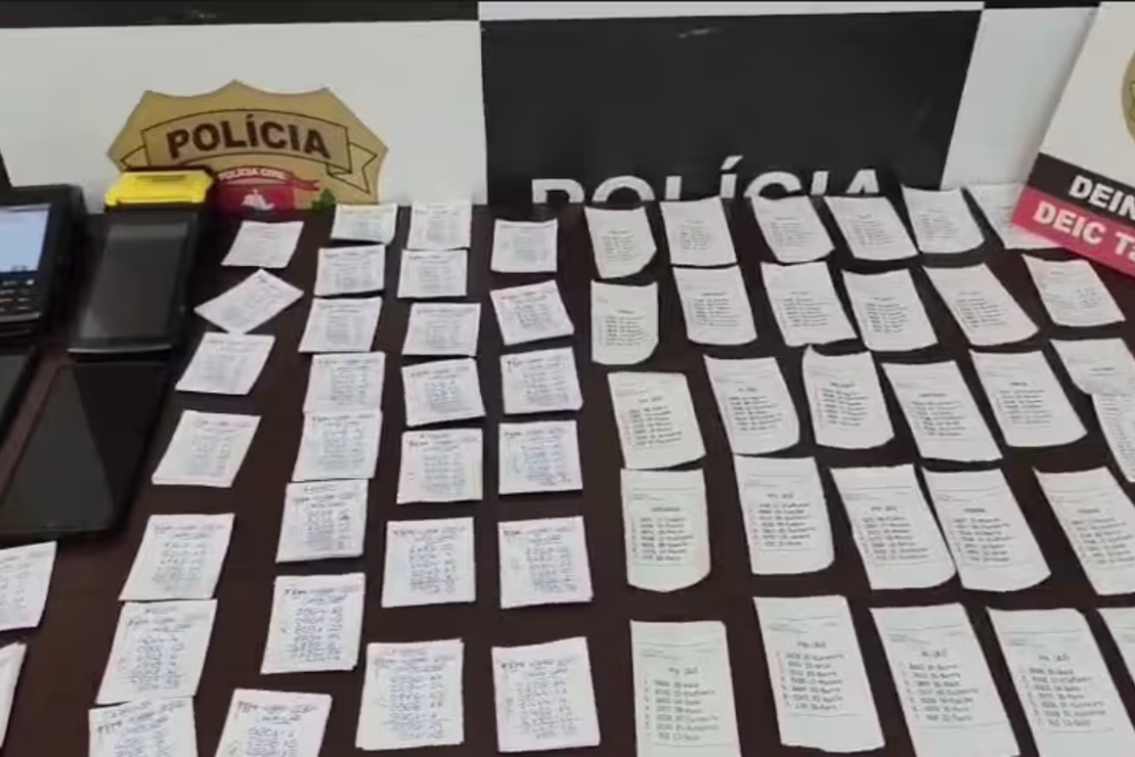 Operação da Polícia Civil fechou pontos de jogo do bicho no Mercado Municipal de Taubaté e apreendeu máquinas de apostas.