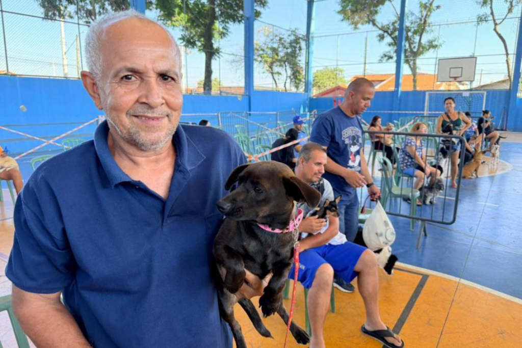 A Prefeitura de São José dos Campos realiza castração gratuita e microchipagem de cães e gatos neste domingo (24) na região oeste da cidade.