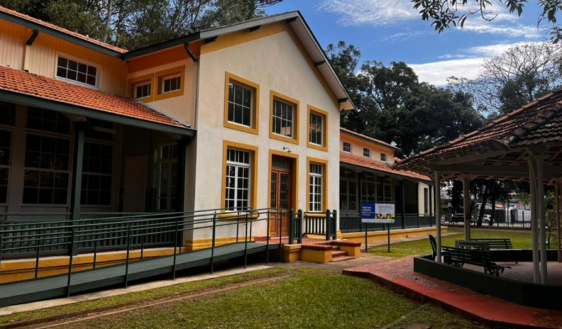 Restauro do Pavilhão São João é entregue no Parque Vicentina Aranha, em São José dos Campos, com exposições abertas ao público.