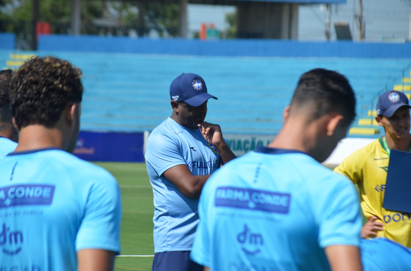 O técnico Jorge Castilho, por outro lado, permanecerá para a disputa da Copa Paulista