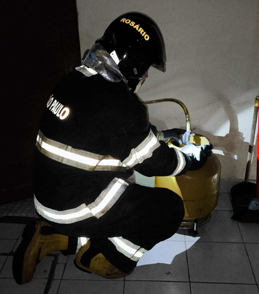 Perigo de explosão: vazamento de gás mobiliza Bombeiros no centro de Ubatuba