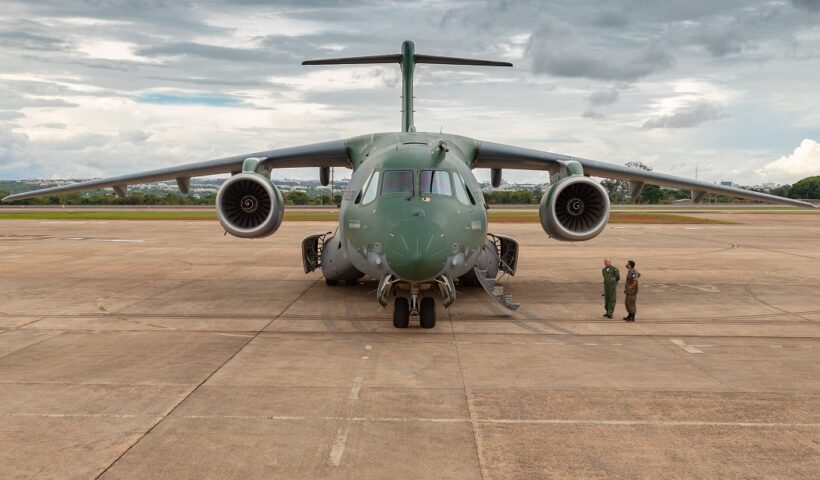Embraer KC-390 da FAB decola com ajuda humanitária à Venezuela