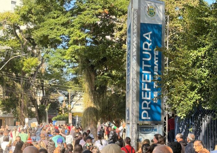 Manifestação dos Servidores Públicos na Prefeitura de Taubaté