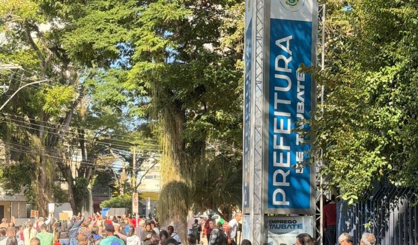 Manifestação dos Servidores Públicos na Prefeitura de Taubaté