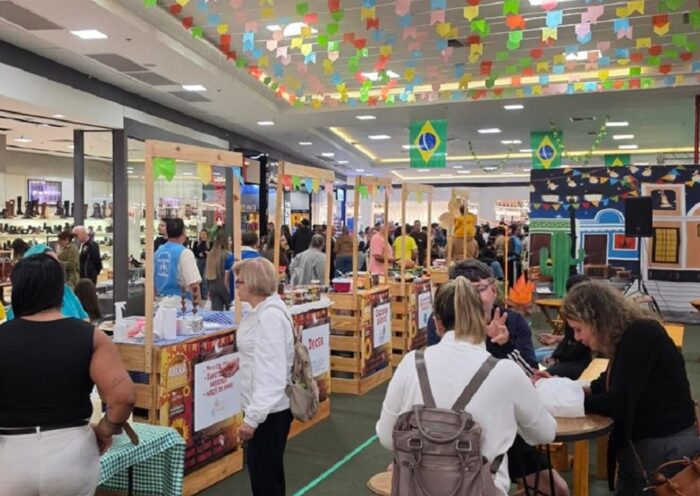 Após sucesso de público, shopping de SJC amplia horário do 'Arraiá Solidário'