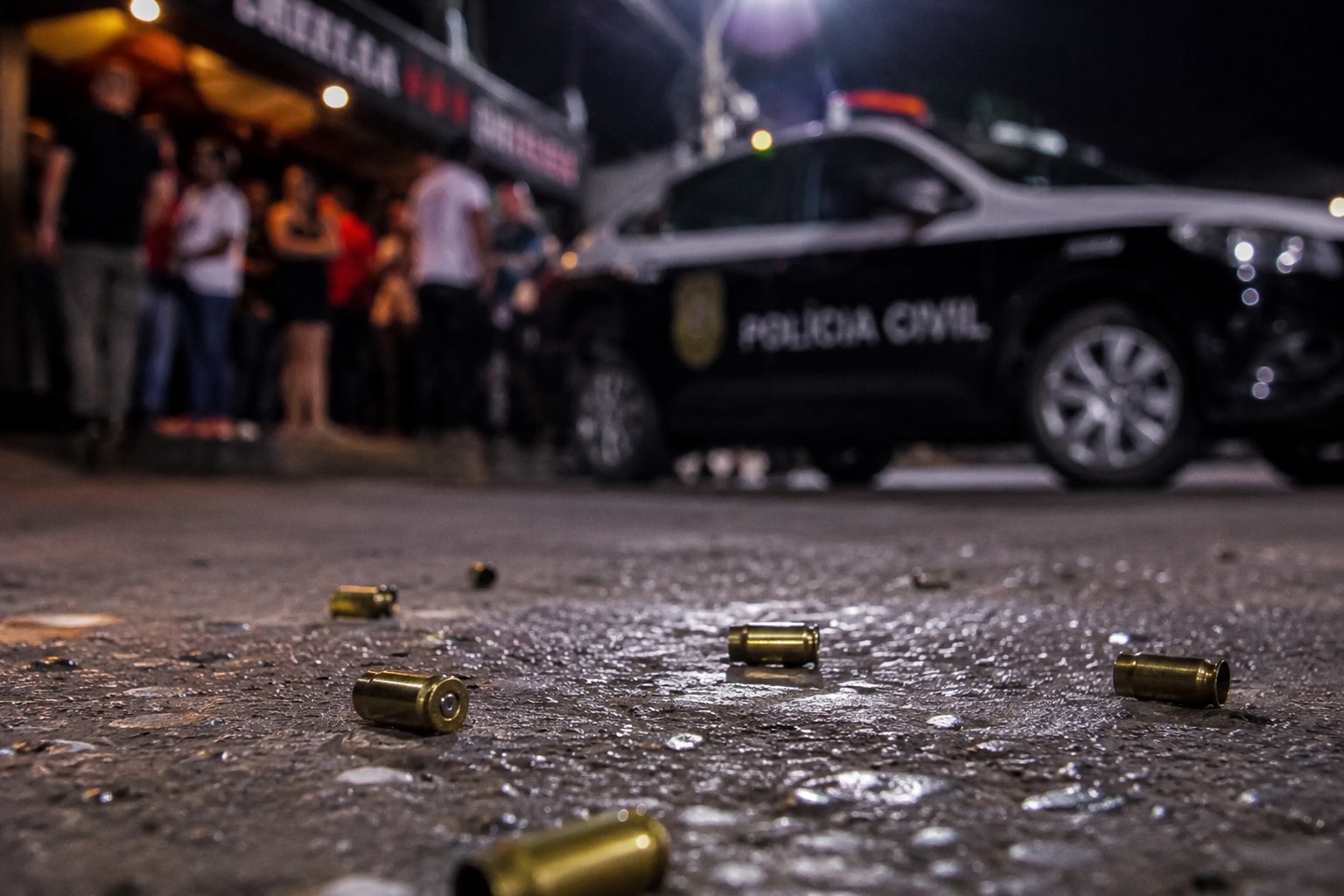 Tiroteio em adega deixa 2 jovens feridos em Caraguatatuba