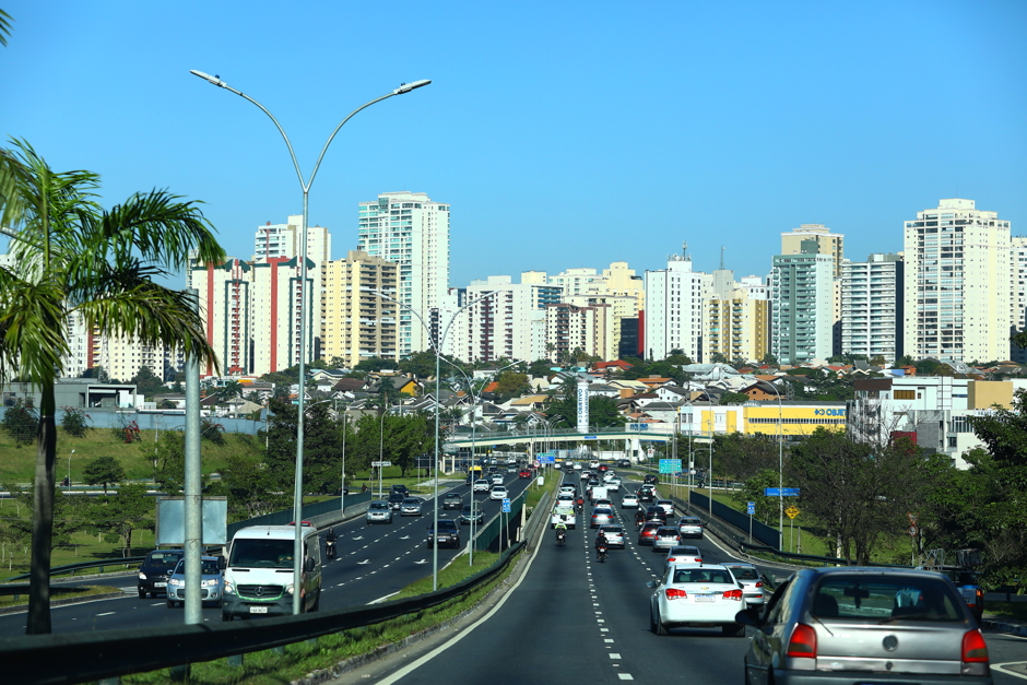 Vias serão bloqueadas a partir das 4h30 para a realização da corrida de rua Urban Challenge Run e GP de Ciclismo