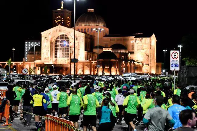 A iniciativa da Corrida Mãe Aparecida 2026 une prática esportiva, devoção religiosa e momentos de confraternização entre os participantes
