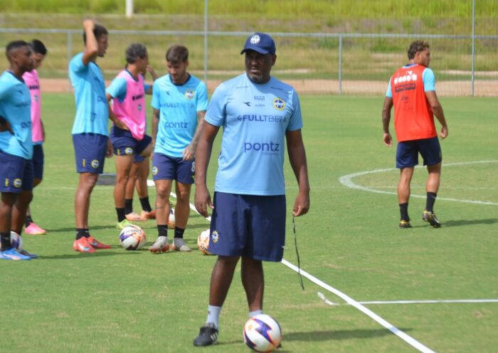 Jorge Castilho deixou o comando da Águia na segunda semana da intertemporada visando a Copa Paulista