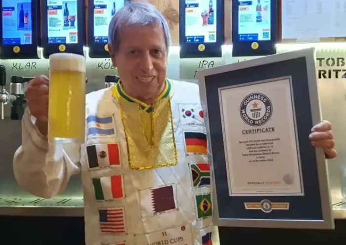 Daniel Bartolomeu Sbruzzi, de Taubaté, é considerado o torcedor que mais assistiu edições da Copa do Mundo nos estádios em toda a história