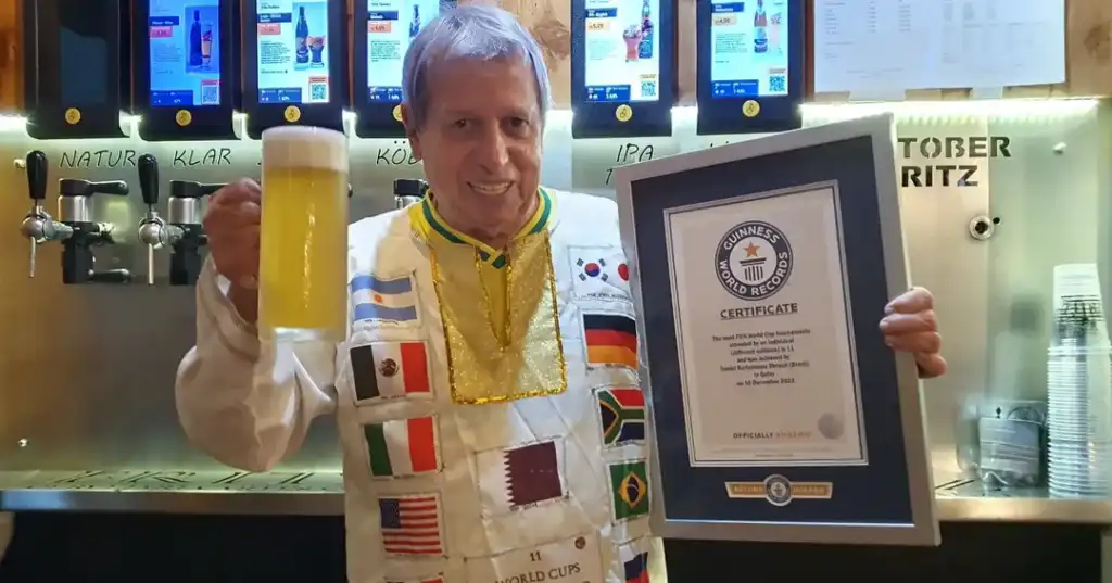 Daniel Bartolomeu Sbruzzi, de Taubaté, é considerado o torcedor que mais assistiu edições do Mundial nos estádios em toda a história