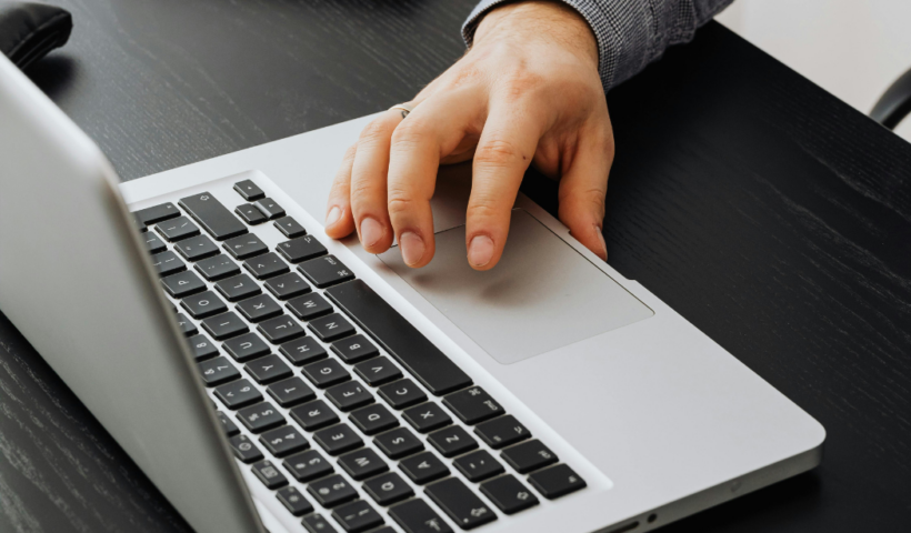 SINHORES abre inscrições para cursos gratuitas em São José dos Campos com foco em crédito e inteligência artificial nos negócios.