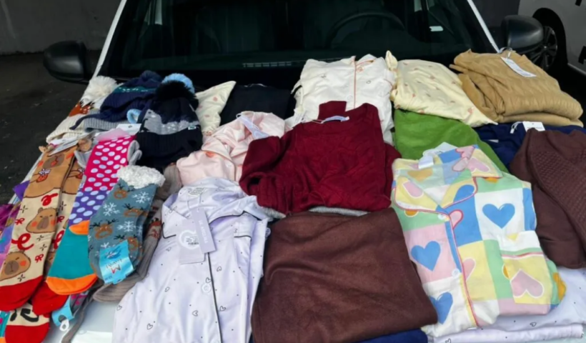 Casal é preso por furto qualificado após levar 48 peças de roupas de loja no centro de São José dos Campos.