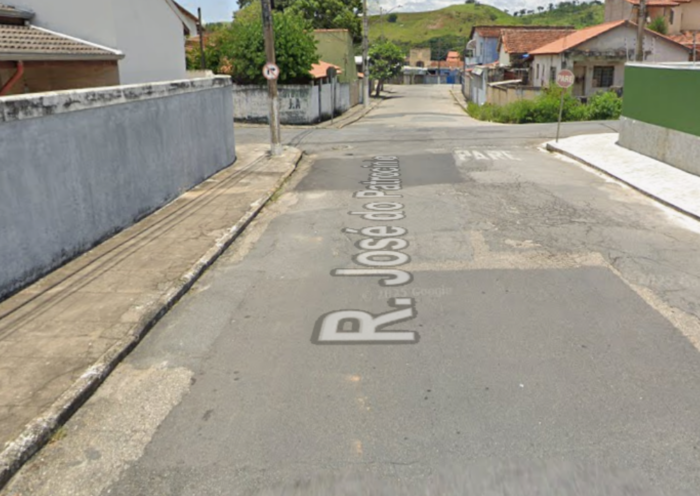 Motociclista de 63 anos morreu após quase duas semanas internado por causa de um acidente de trânsito em Guaratinguetá.