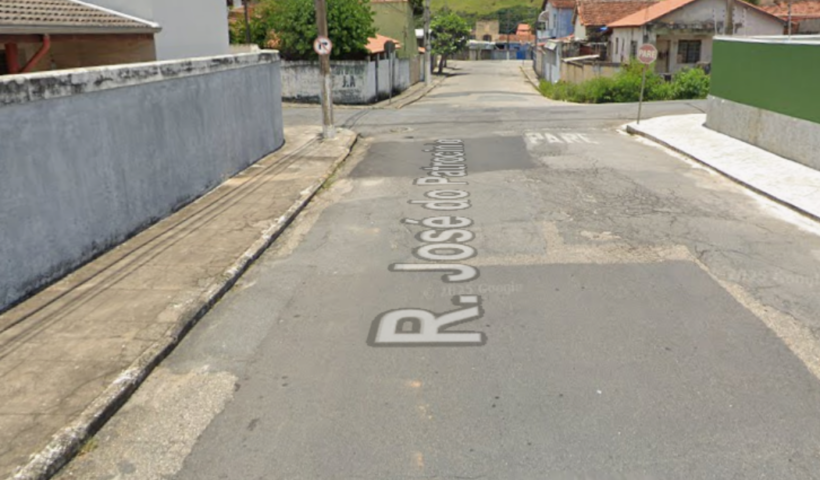 Motociclista de 63 anos morreu após quase duas semanas internado por causa de um acidente de trânsito em Guaratinguetá.