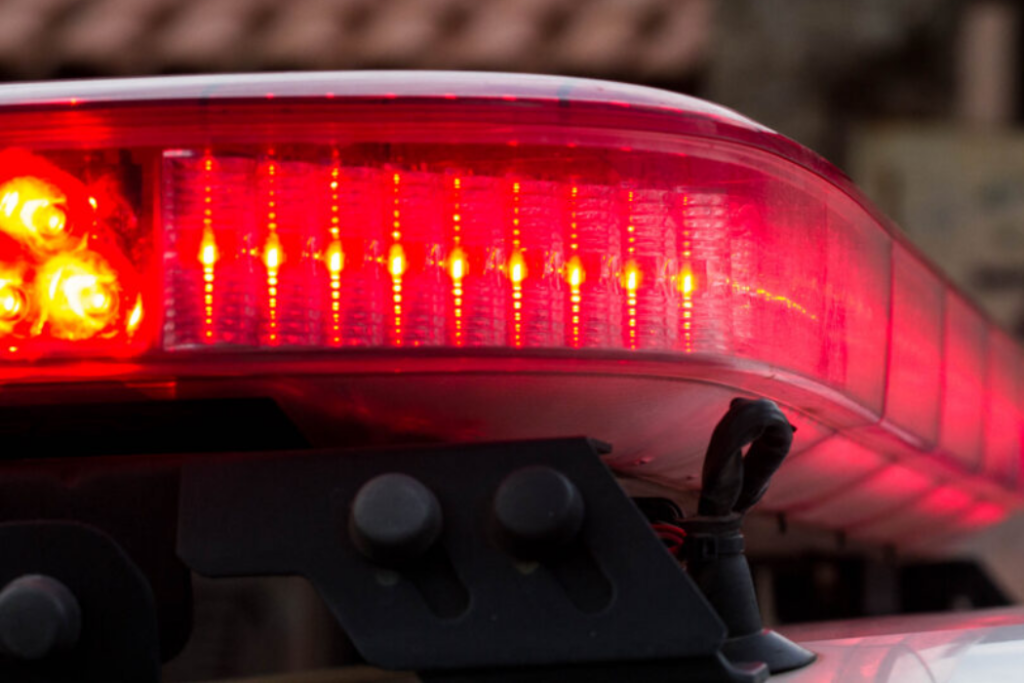 Homem é vítima de tentativa de homicídio após ser atacado com faca durante discussão no bairro São Guido, em Paraibuna (SP).