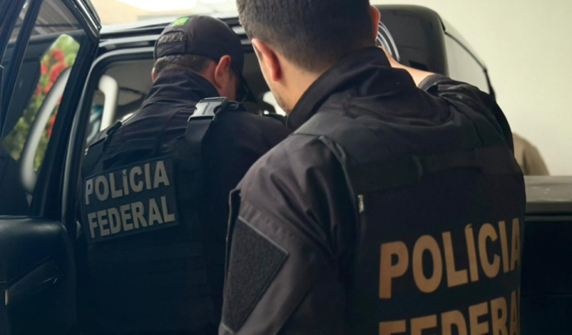 PF investiga fraude contra agência da Caixa em Jacareí. Suspeitos usavam documentos falsos para abrir contas e obter empréstimos.