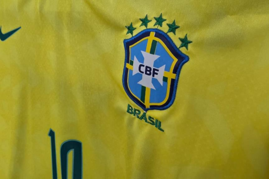 O Mistau, em Taubaté, inaugura a exposição gratuita "Memórias da Copa", com álbuns, jornais e itens históricos das Copas