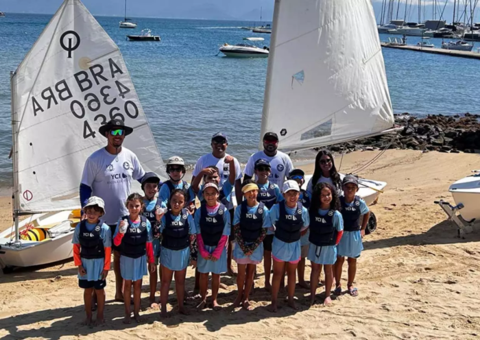 Ilhabela recebe, entre 1º e 4 de julho, o Campeonato Paulista de Optimist 2026, competição de vela para crianças e adolescentes.
