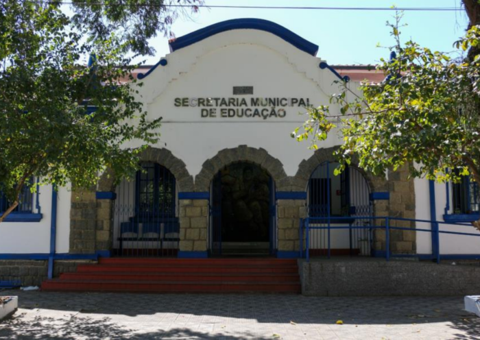 Taubaté definiu a reposição das aulas suspensas pela greve dos servidores municipais. Calendário prevê atividades entre 6 e 21 de julho.